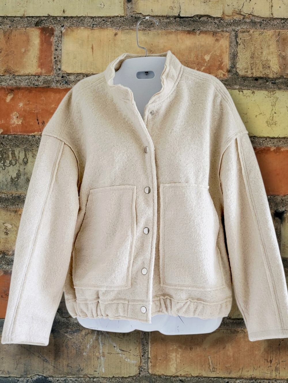 Spoon Jeans | Cute Y2K Cream Chunky Fuzzy Knit Winter Jacket (SIZE S)